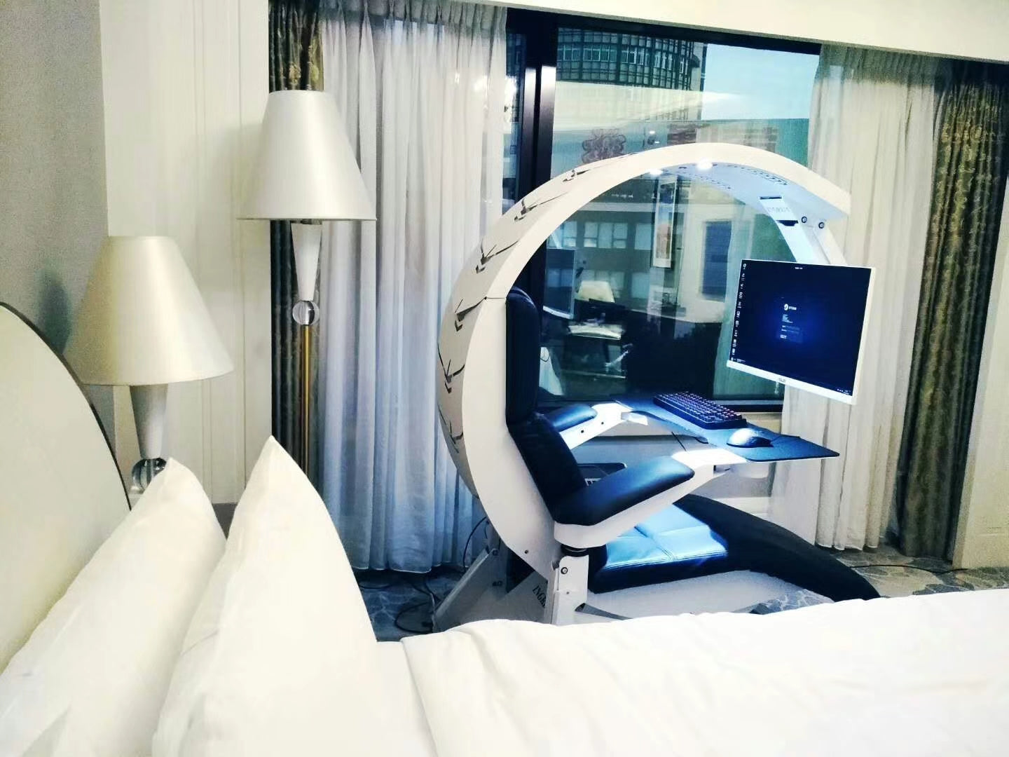 IW-C4  Workstation Chair